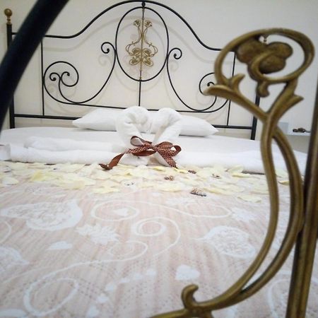 Levante 23 Apartment Brindisi Kültér fotó